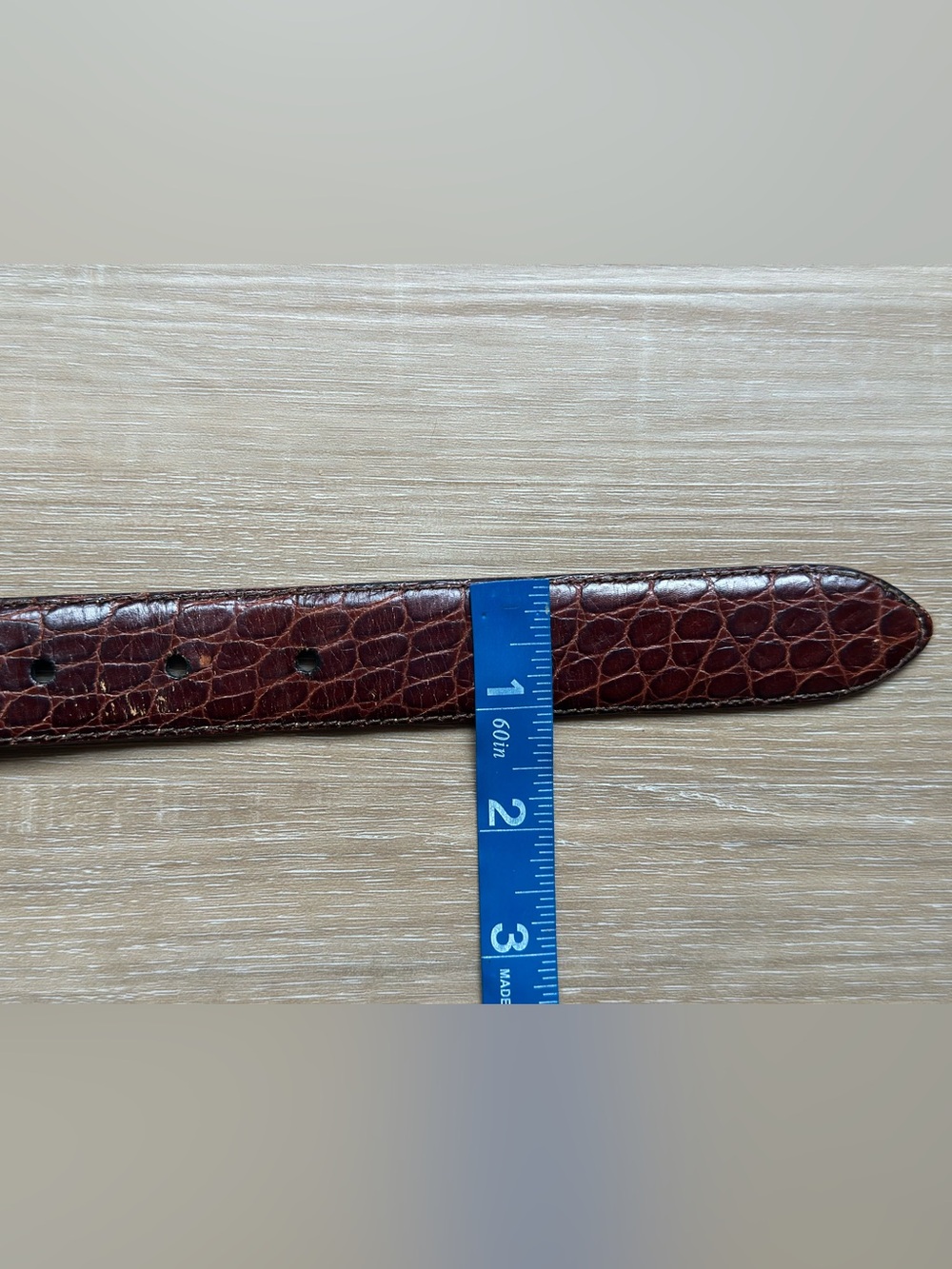 WCM New York Classic Brown Croc-Embossed Leather Belt with Gold Buckle - Picture 8 of 8